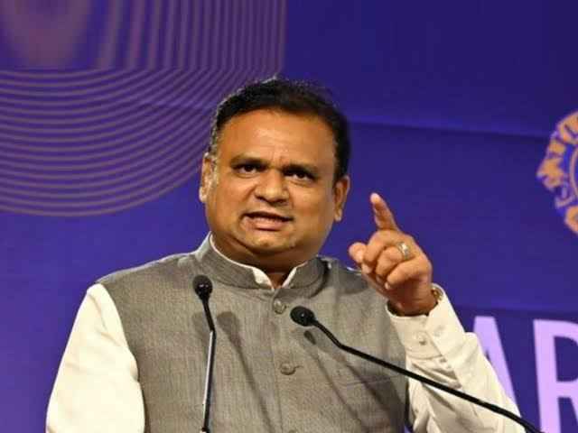 महाराष्ट्र के NCP विधायकों की अयोग्यता पर सुनवाई पूरी, 15 फरवरी से पहले फैसला!