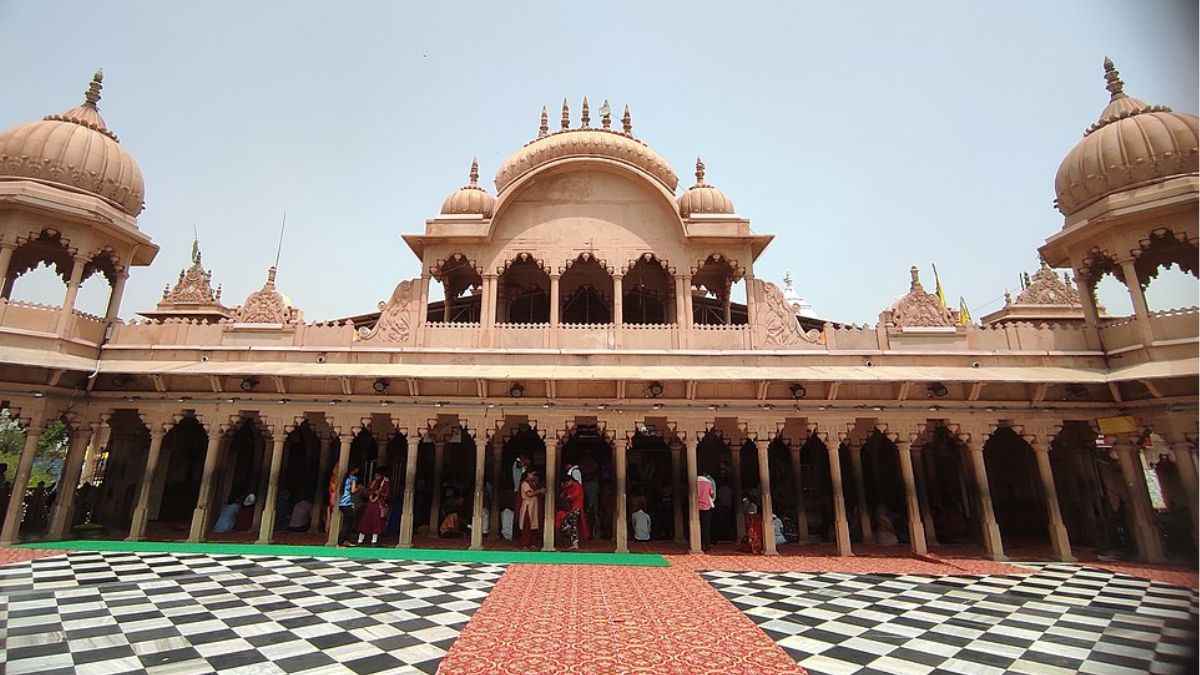 radha rani mandir barsana electricity supply cut off