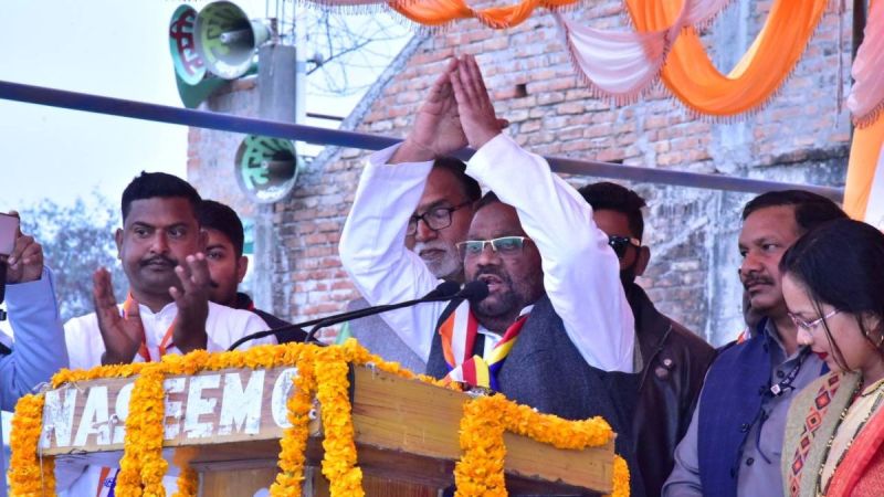 Swami Prasad Maurya resigns from samajwadi party