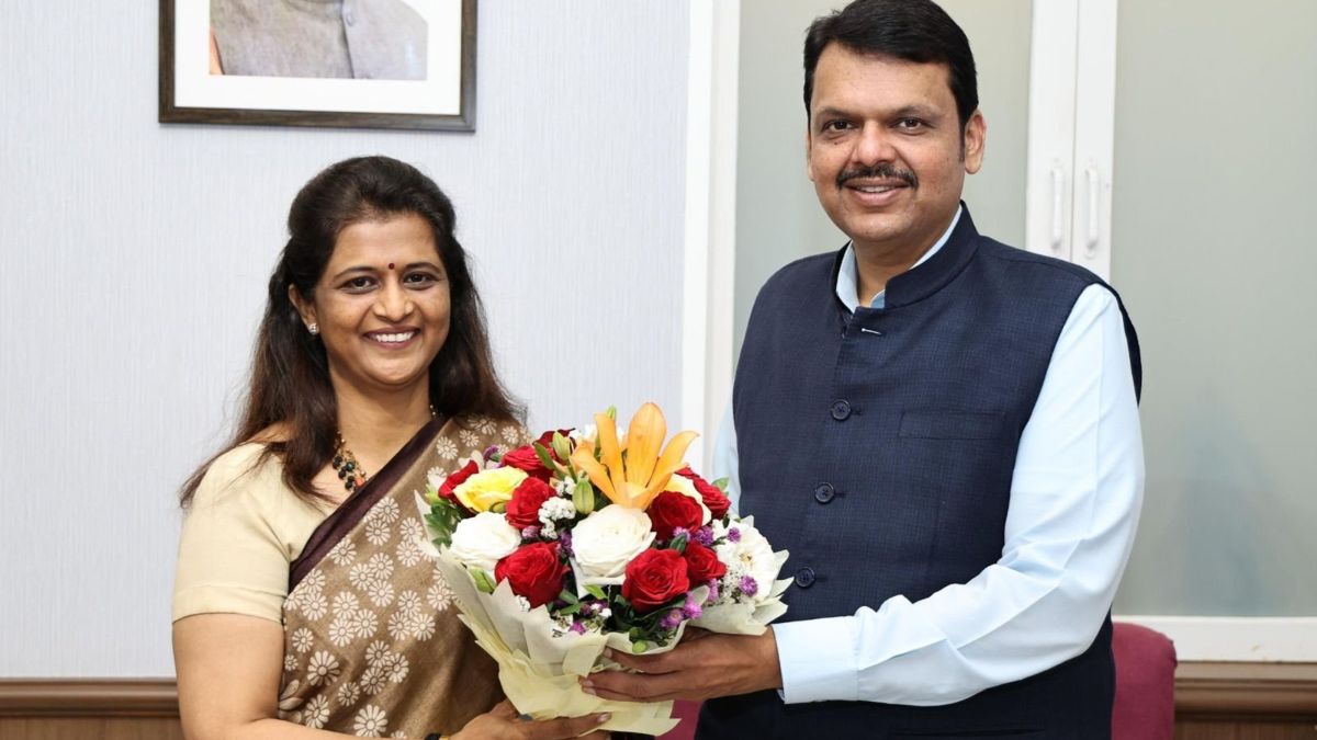 Archana Patil Chakurkar and Devendra Fadnavis