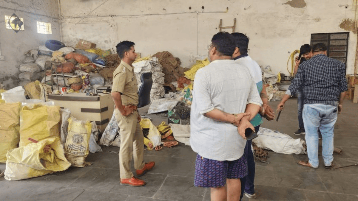 Chhattisgarh: कबाड़ पर जीएसटी विभाग की कड़ी कार्रवाई, लगाया 5 लाख रुपये से ज्यादा का जुर्माना