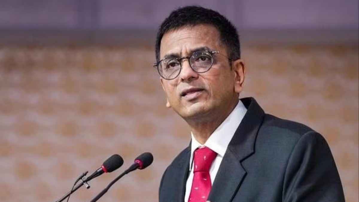 NEET-UG मामले की सुनवाई के दौरान क्यों भड़के चीफ जस्टिस? वकील को दिखाया गया बाहर का रास्ता