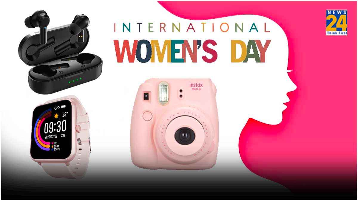International Women Day: करना चाहते मां, पत्नी या गर्लफ्रेंड को इम्प्रेस? तो दे सकते हैं ये Gift