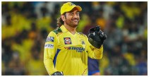 MS DHONI BECOMES FIRST wicket keeper TO COMPLETE 300 DISMISSAL IN T20
