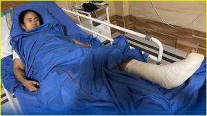 Mamata Banerjee Leg Accident