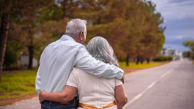 Romantic Love Story of World War Veteran Soldier