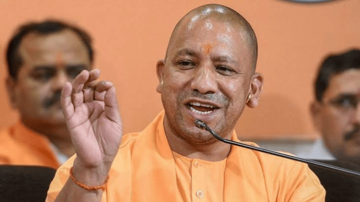 Yogi Adityanath की तारीफ करने वाले जज पर उठे सवाल, CJI तक पहुंचा मामला