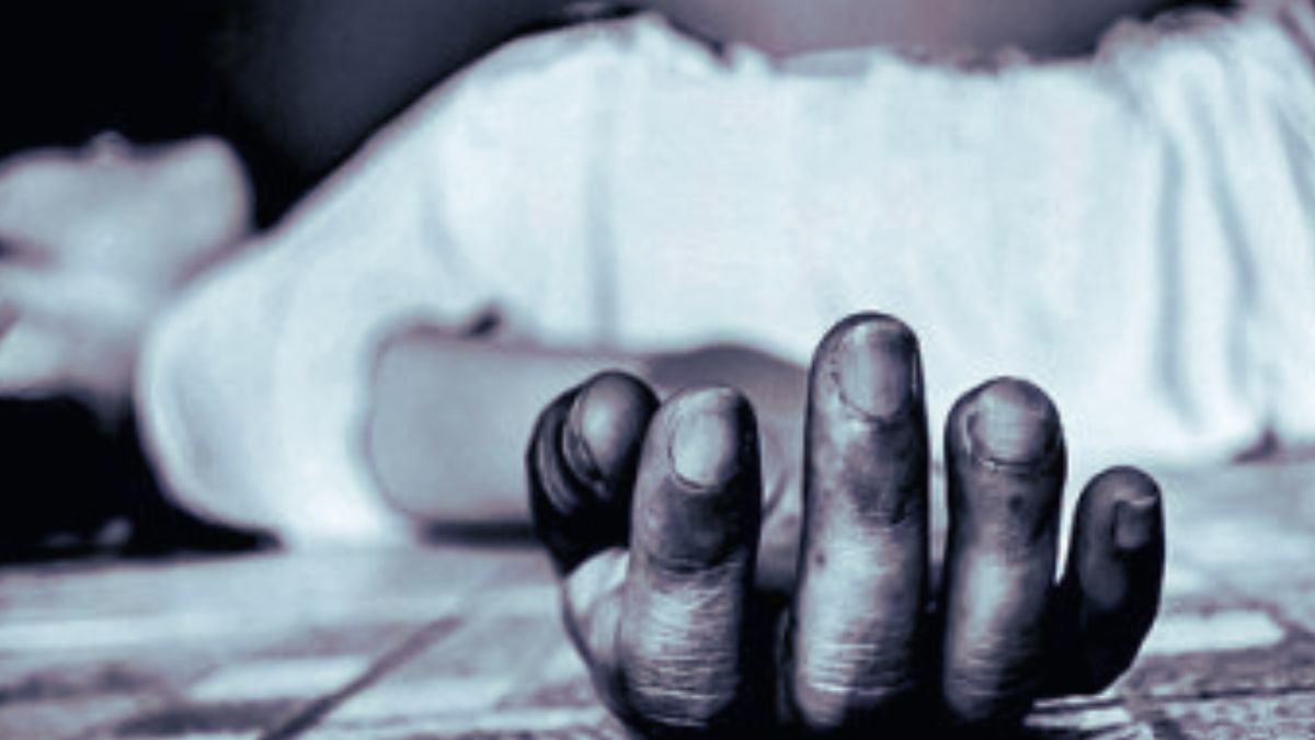 karnataka news woman decomposed body found in bengaluru