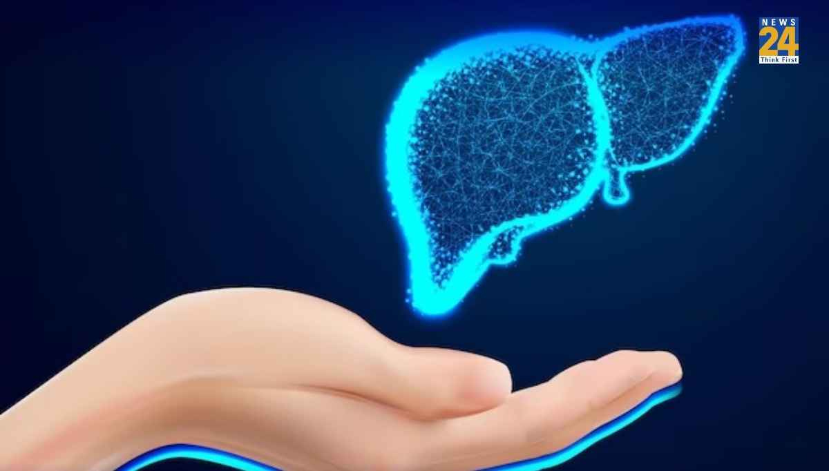 क्या आपकी स्किन का कलर भी हो रहा येलो? कहीं Liver की समस्या तो नहीं, सुनें क्या कहते हैं एक्सपर्ट