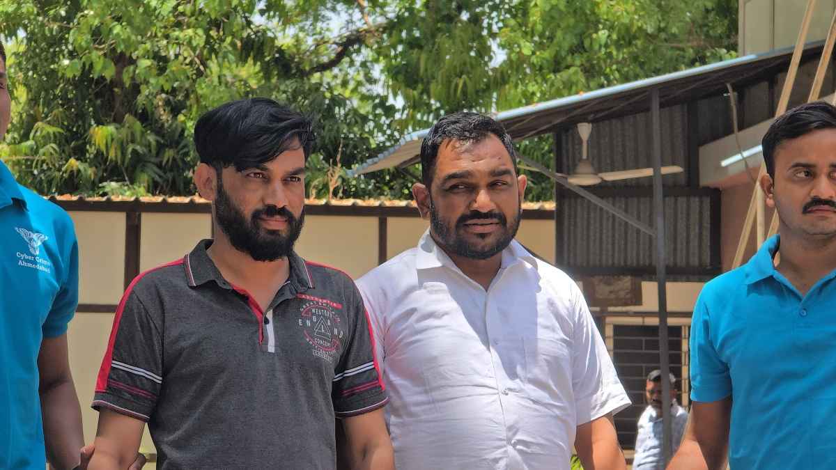 Amit Shah Fake Video Case: अहमदाबाद पुलिस की बड़ी कार्रवाई, MLA के PA समेत 2 आरोपी गिरफ्तार