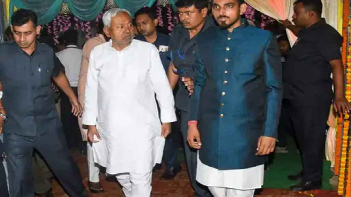 बिहार में CM नीतीश कुमार के युवा नेता की हत्या, सिर में मारी 2 गोलियां