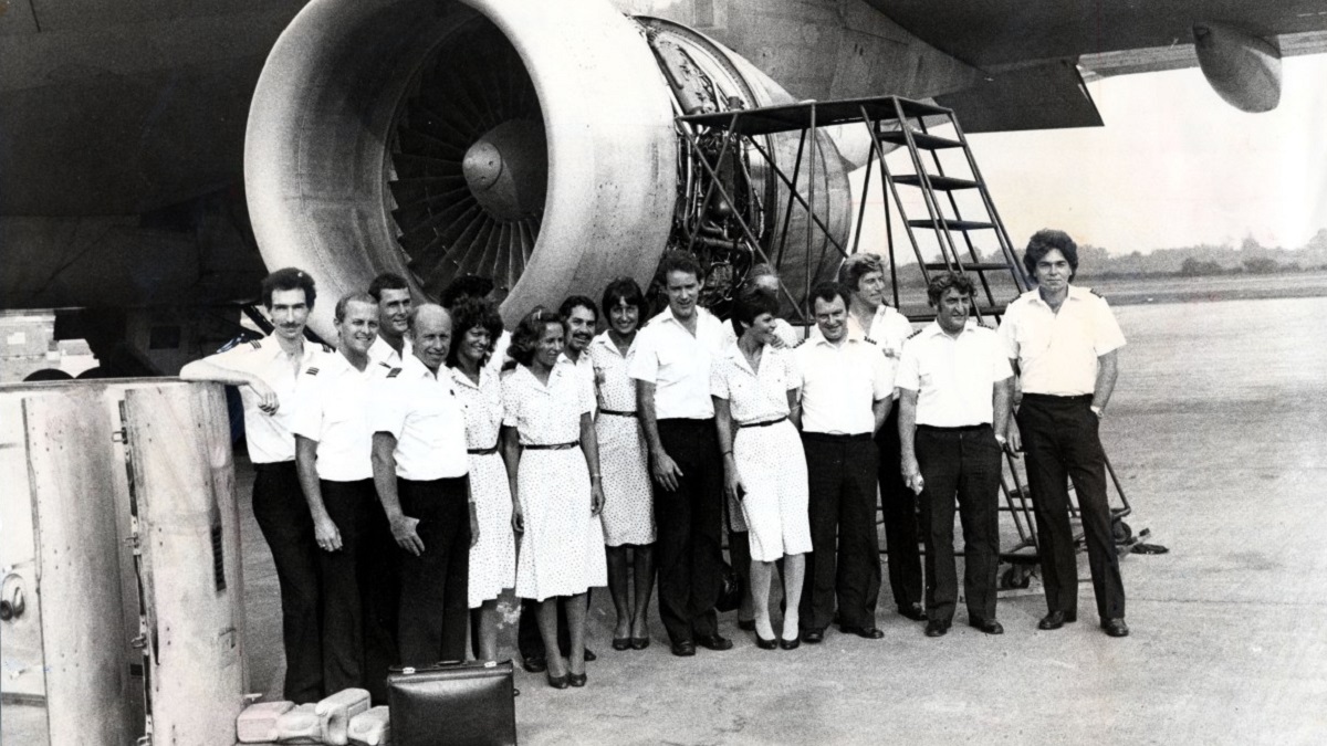 British Airways Flight 009 Crew Members