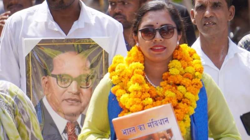 Former SDM Nisha Bangre Resigned Congress