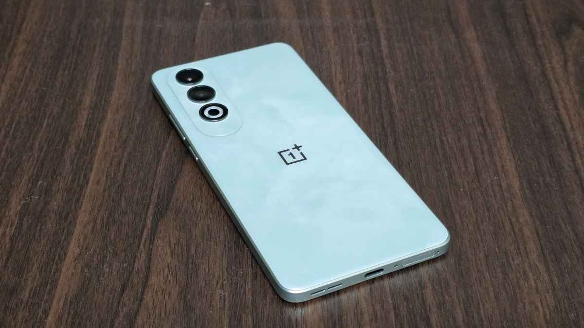OnePlus Nord CE4:100W की फास्ट चार्जिंग के साथ क्या मिलेगी दमदार परफॉरमेंस ? जानें