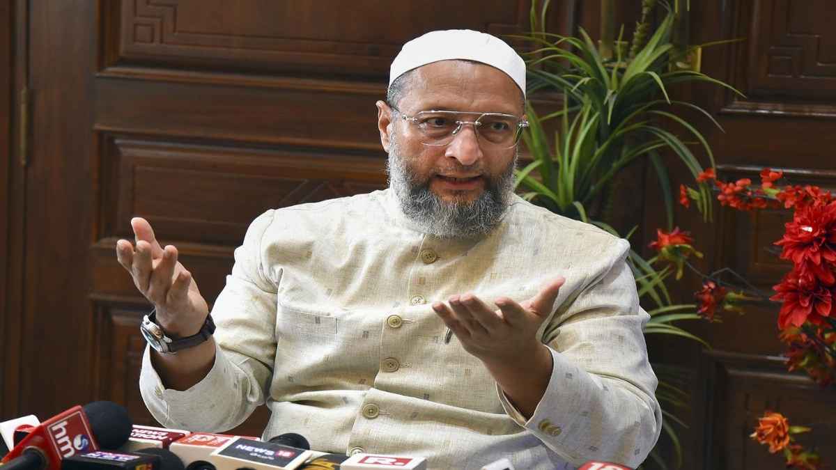 Prajwal Revanna Obscene Video Owaisi Slams Pm Modi