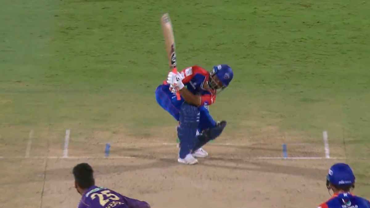 Rishabh Pant No Look Six