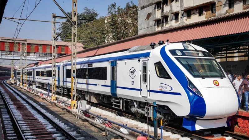 Vande bharat train
