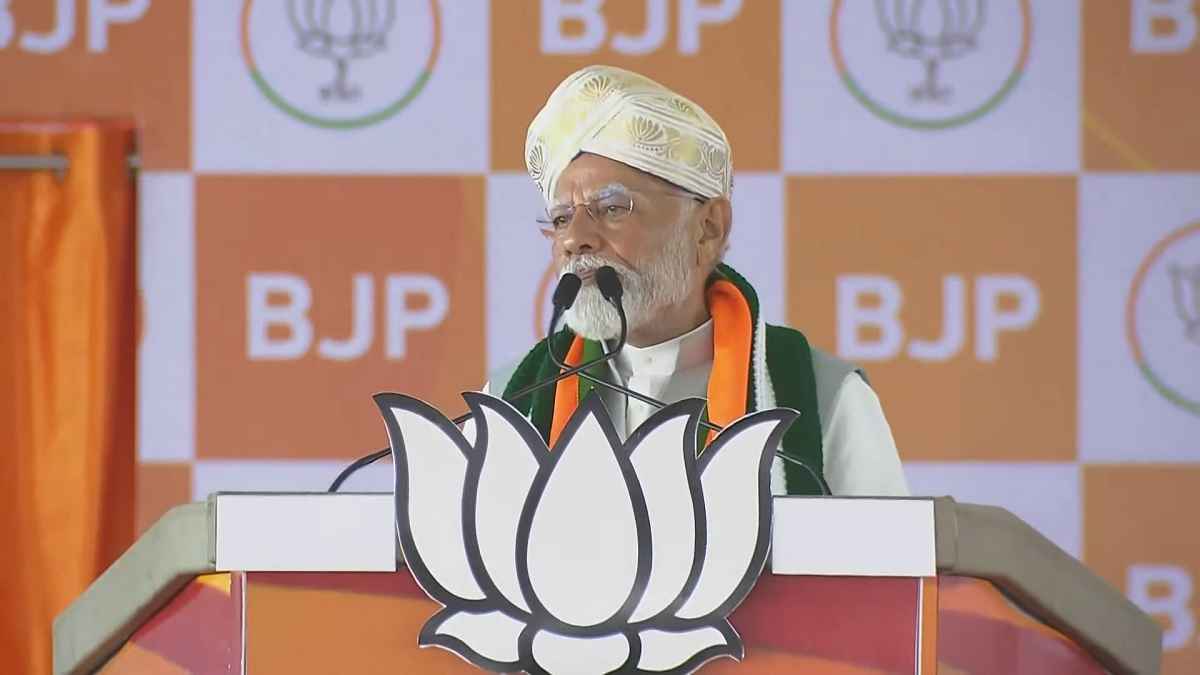 'रिश्वत देकर मिलता था हज कोटा, अब...' अलीगढ़ में PM Modi का विपक्ष पर निशाना