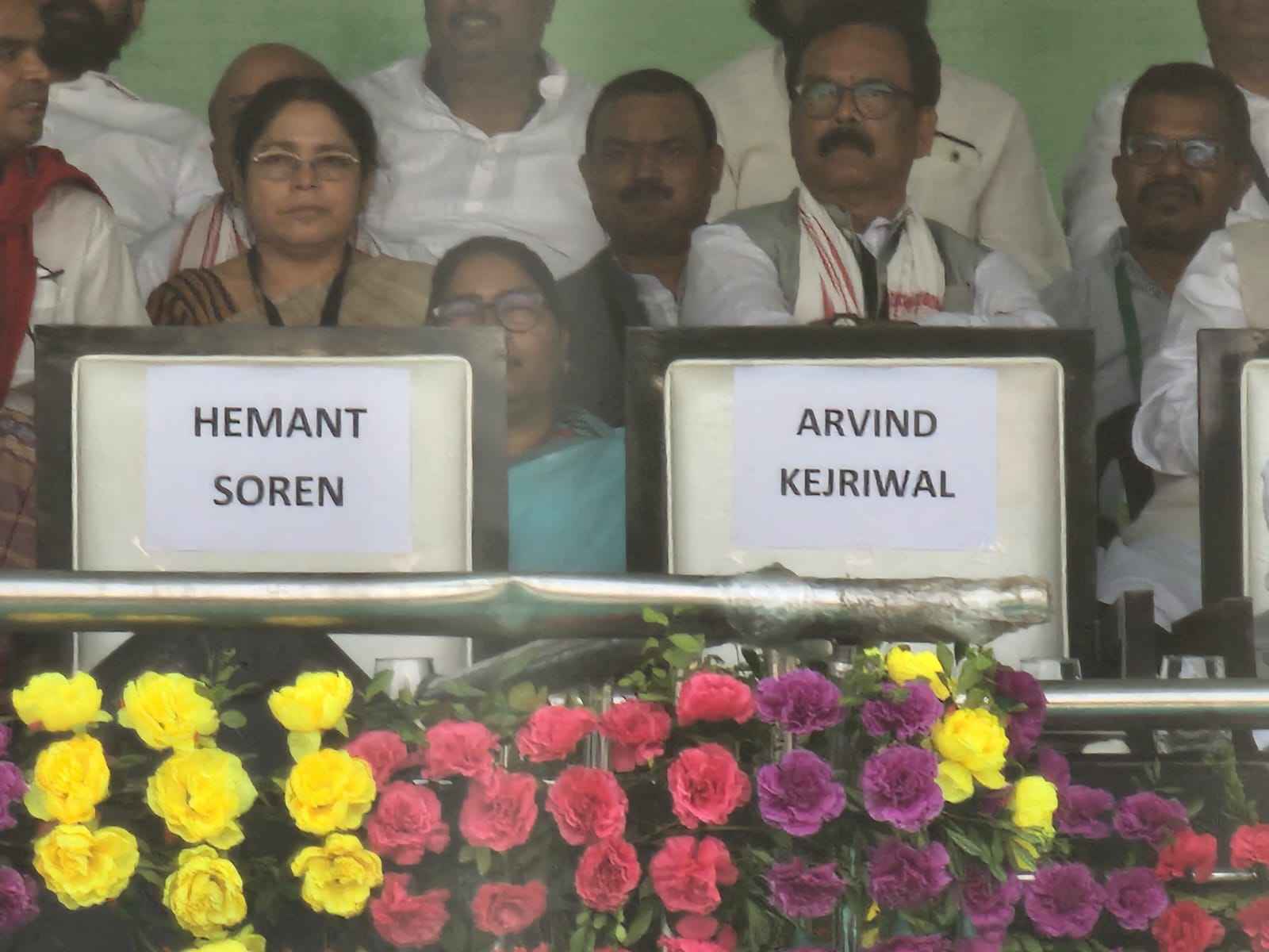 INDIA गठबंधन की महारैली में विपक्षी दलों का शक्ति प्रदर्शन, तबीयत बिगड़ने पर नहीं आए राहुल गांधी