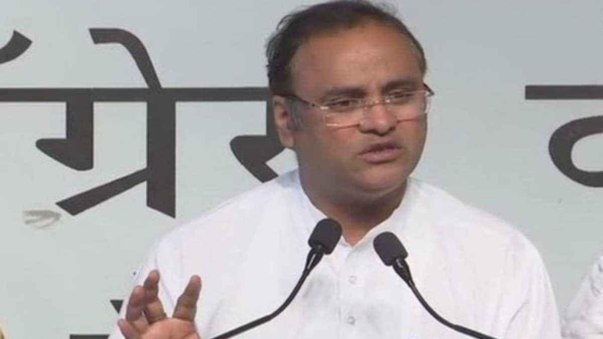 'इमरती देवी बड़ी बहन, पूरी पार्टी उनसे माफी मांगती है', जीतू पटवारी के सपोर्ट में आए पूर्व केंद्रीय मंत्री