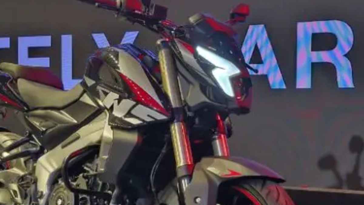Bajaj की यह नई बाइक देती है Royal Enfield को टक्कर, 400cc का इंजन और स्टाइलिश लुक्स