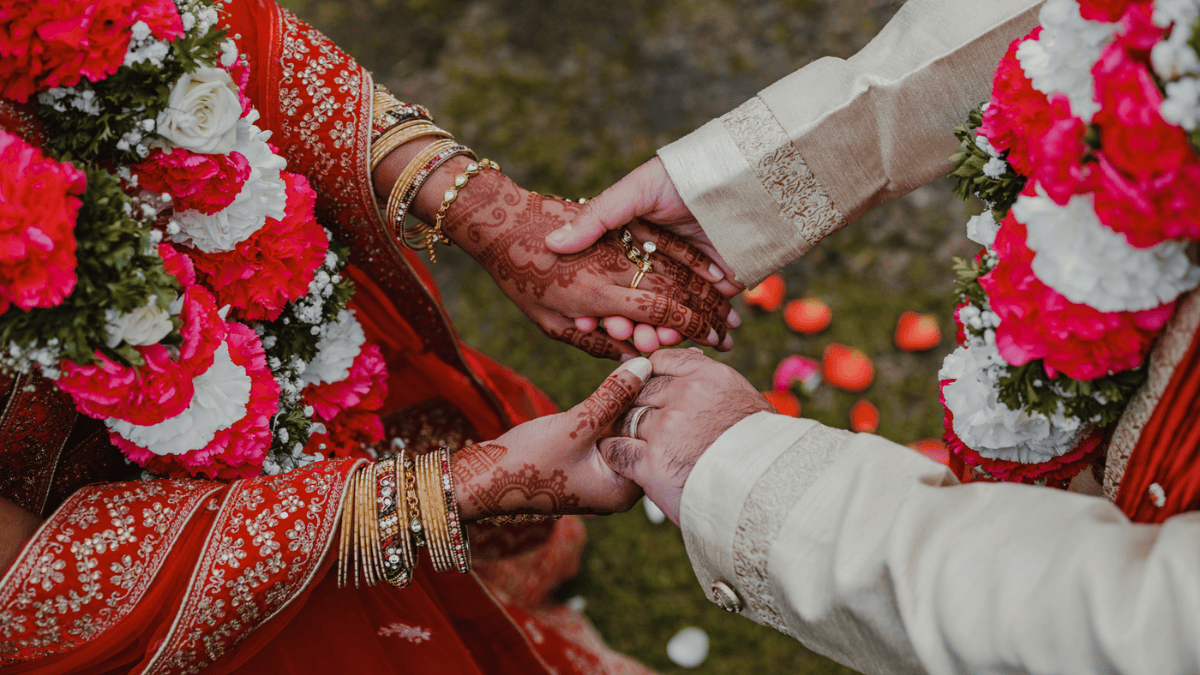 हनीमून पर गई नवविवाहिता लापता; पति बोला- मेरी बीवी ढूंढ कर ला दो, इनाम दूंगा