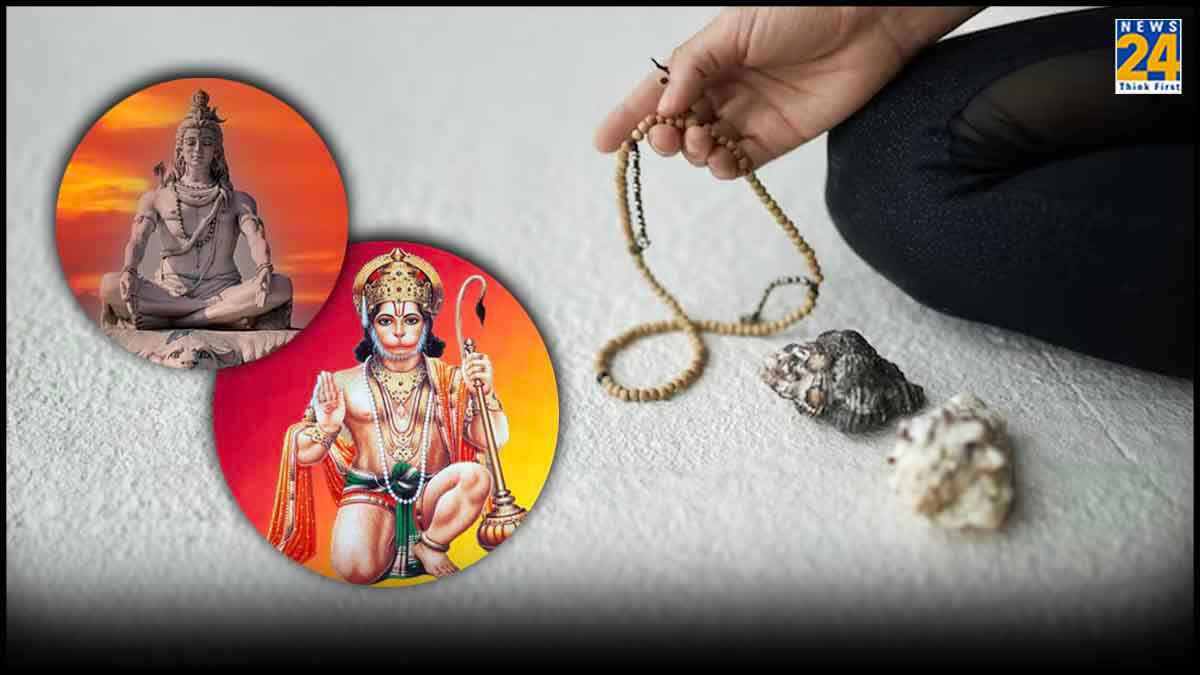 Astro Tips: इस चालीसा का पाठ करने से जीवन के सारे कष्ट हो जाएंगे दूर!