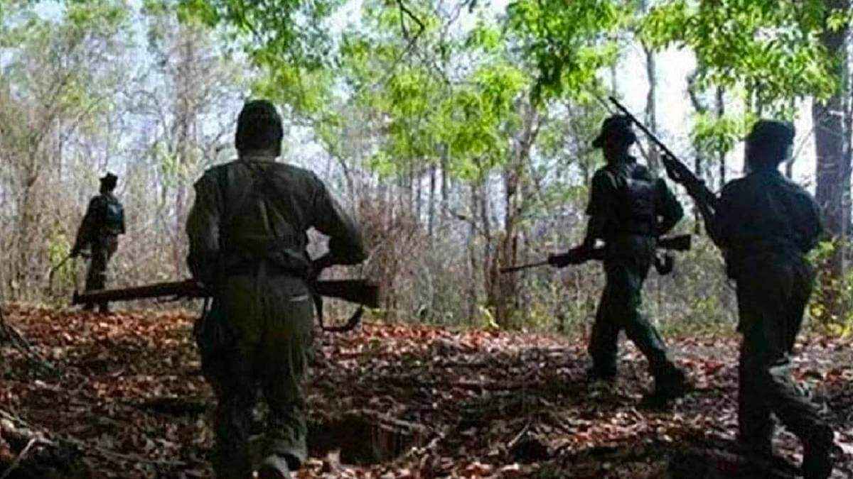 कांकेर में पुलिस और नक्सलियों के बीच मुठभेड़, एक महिला समेत 3 नक्सली ढेर