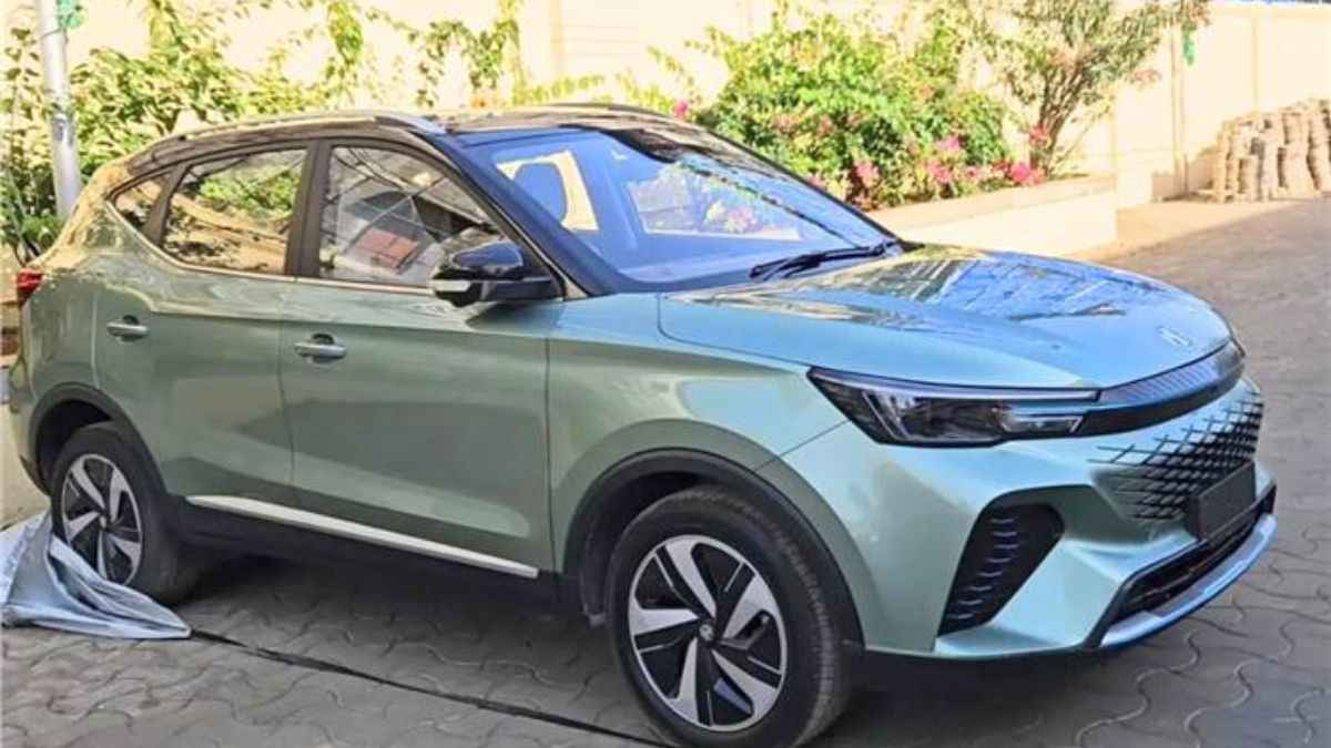 MG की नई SUV टेस्टिंग के दौरान हुई स्पॉट, स्मार्ट फीचर्स और फ्यूचरिस्टिक लुक