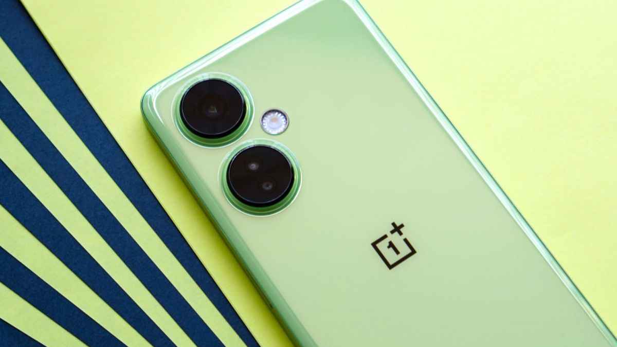 Amazon-Flipkart नहीं यहां से खरीदें OnePlus का तगड़ा फोन सस्ते में