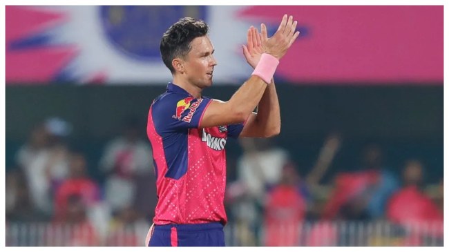 Trent Boult Most Wickets in IPL 1st over RR Vs PBKS Bhuvneshwar Kumar