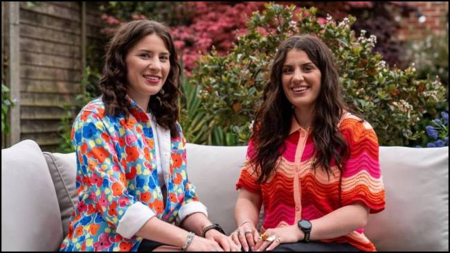 Twins Melissa and Georgia Laurie Twins Melissa and Georgia Laurie