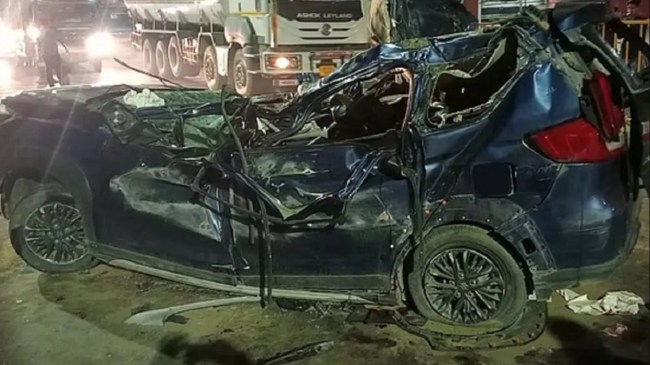 UP Hapur Delhi Lucknow Highway Road Accident UP Hapur Delhi Lucknow Highway Road Accident