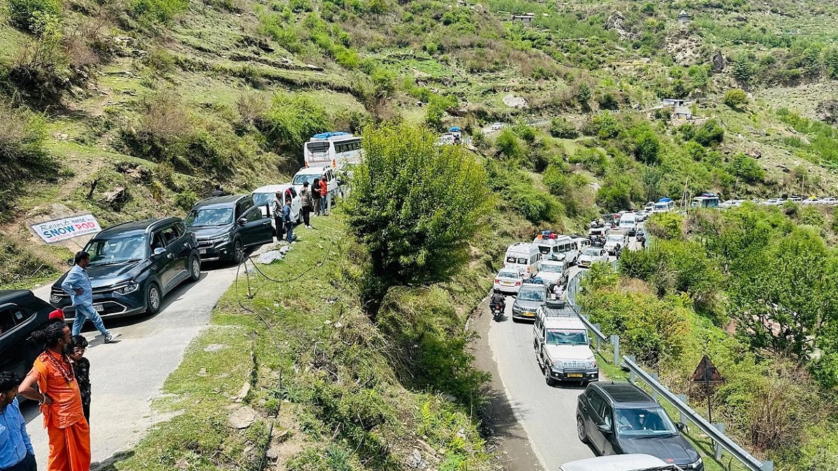 Yamunotri Gangotri Kedarnath Badrinath Highway Traffic Jam