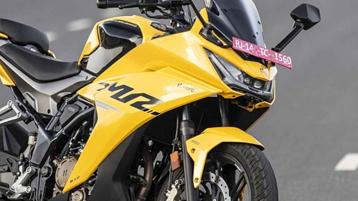फ्यूचरिस्टिक लुक, 210cc का इंजन, Hero की इस स्टाइलिश बाइक पर 'दिल' हार बैठे लड़के