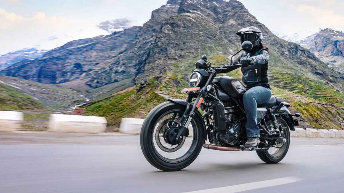 Hero Mavrick: 17 इंच के अलॉय व्हील, 440cc का पावरफुल इंजन, जानें माइलेज और कीमत