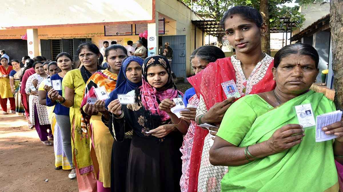 Loksabha Election 2024 की 5 Phase की वोटिंग ने चौंकाया! महिलाओं ने मार ली बाजी