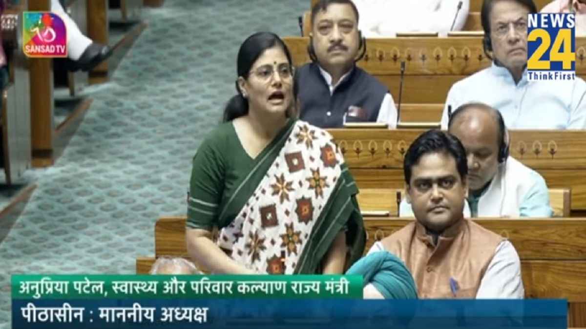 'ओ जाने वाले हो सके तो लौट के आना...', अनुप्रिया पटेल ने ओम बिरला के लिए गाया फिल्मी गाना