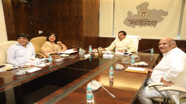 CM Mohan Yadav Big Decision (2) CM Mohan Yadav Big Decision (2)