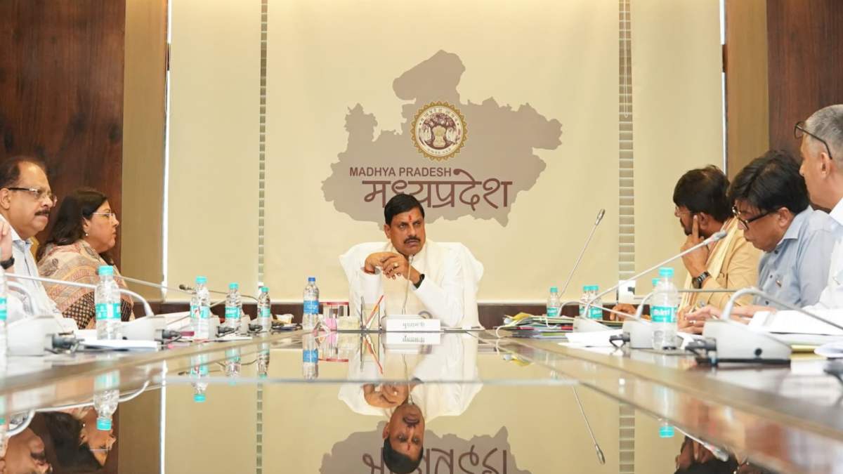 CM Mohan Yadav Meeting With Higher Education Department