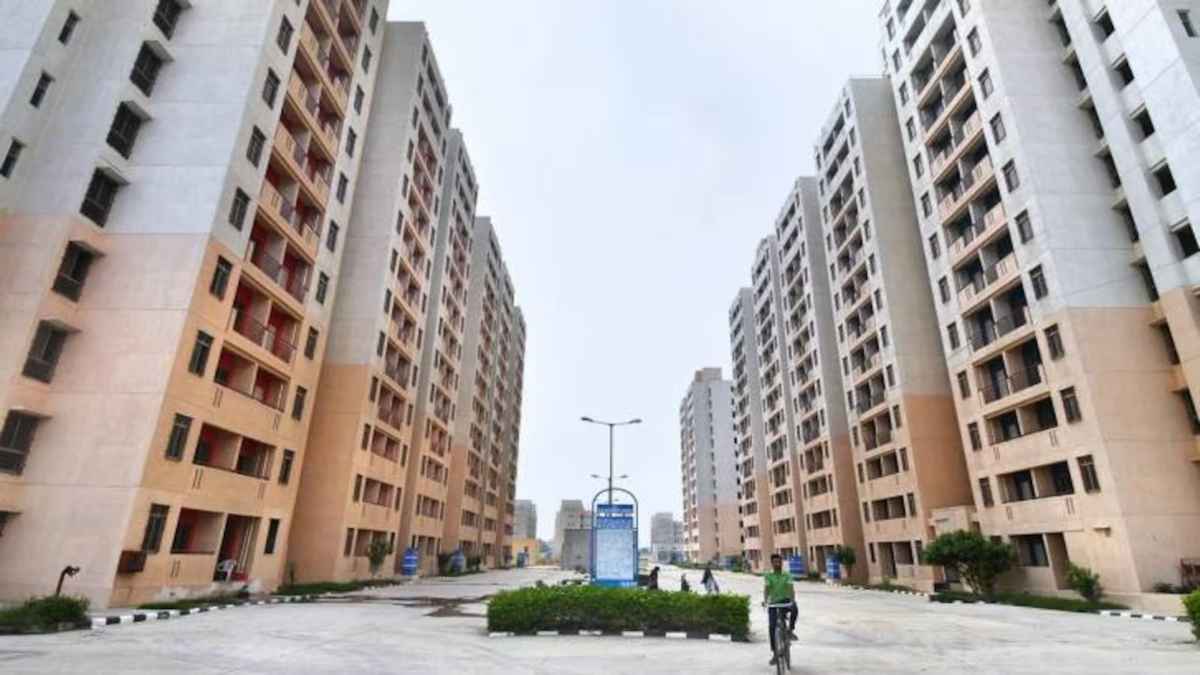 DDA Housing Scheme: क्या दिल्ली में कम होंगे 1BHK-2BHK फ्लैट्स के दाम? जानें DDA का क्या है नया प्लान?