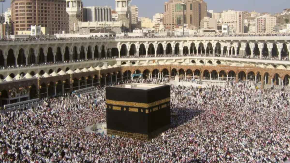 हीट स्ट्रोक से 19 हज यात्रियों की हुई मौत, Mecca-Medina में भीषण गर्मी का कहर