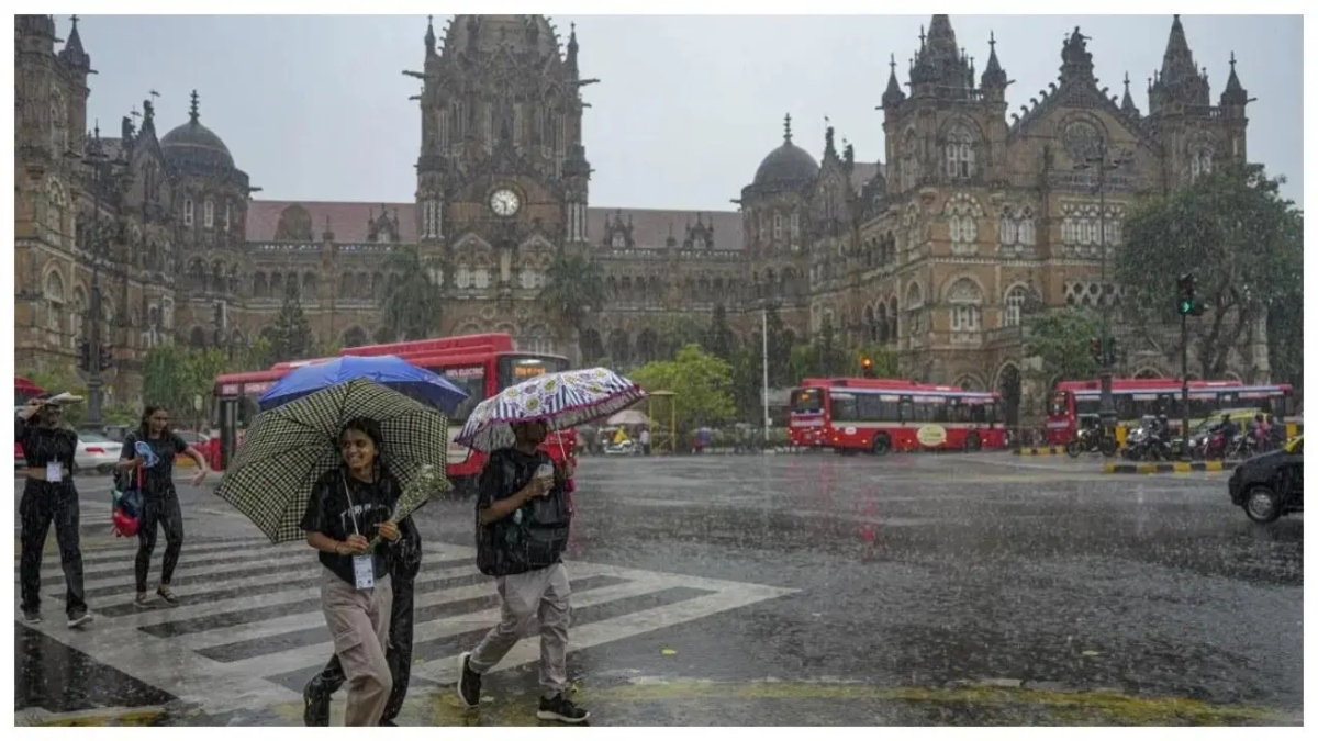 Heavy Rain in Maharashtra-Karnataka