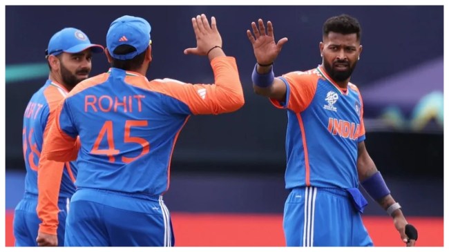 Munawar Faruqui (12)