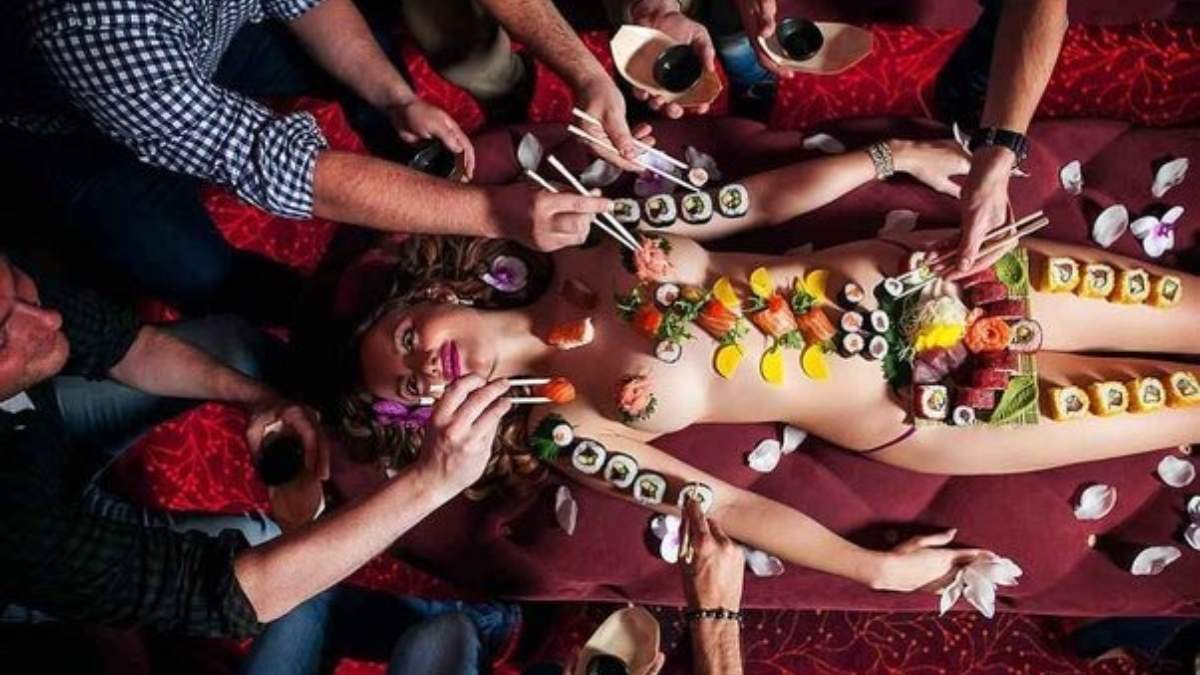 Nude Restaurant strange restaurants of the world