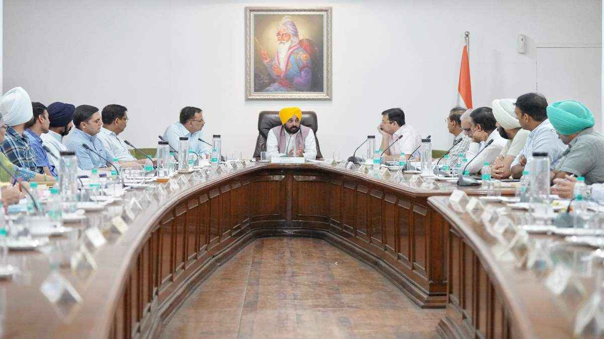 Punjab CM Bhagwant Mann Held a Meeting
