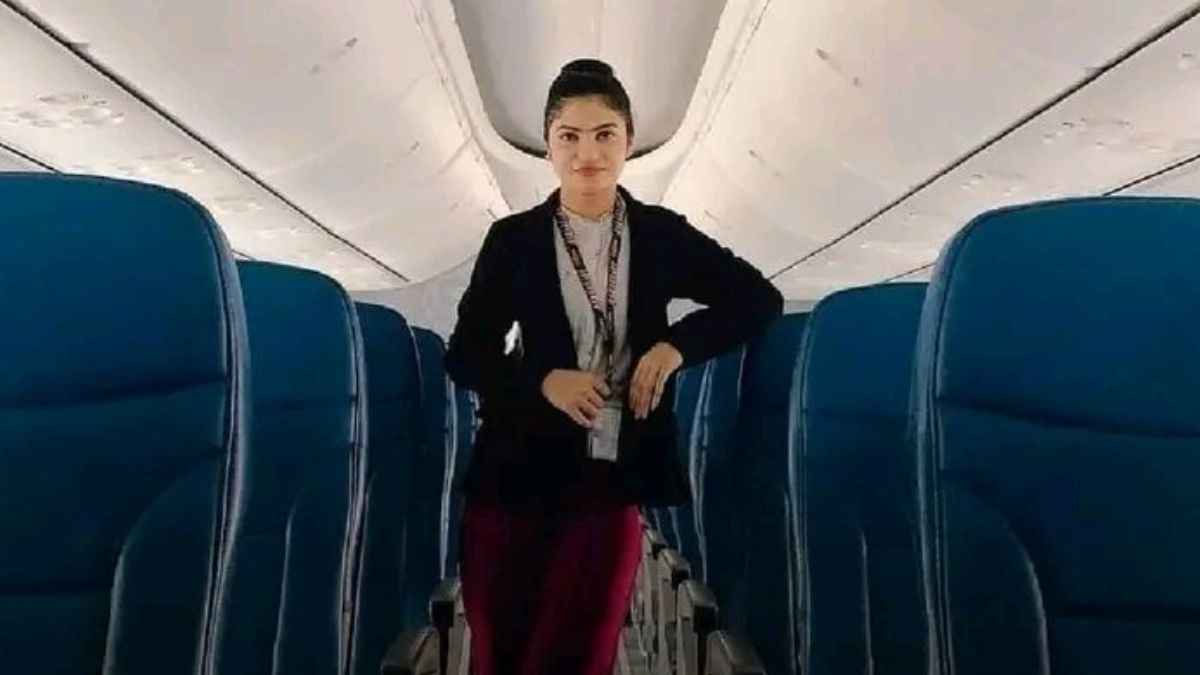 Crew मेंबर सुरभि खातून कौन? जो प्राइवेट पार्ट में छिपा लाई करोड़ों का सोना, इंटरनेट पर हुई ट्रेंड