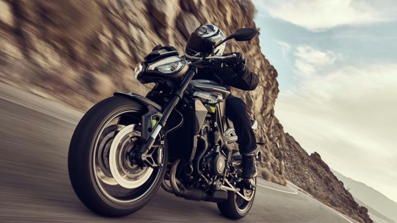 Triumph Street Triple R