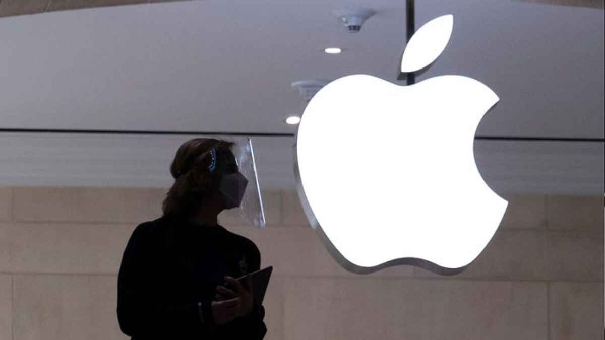 Apple ने दी महिला कर्मचारियों को कम सैलरी, दो एम्प्लॉई ने किया केस