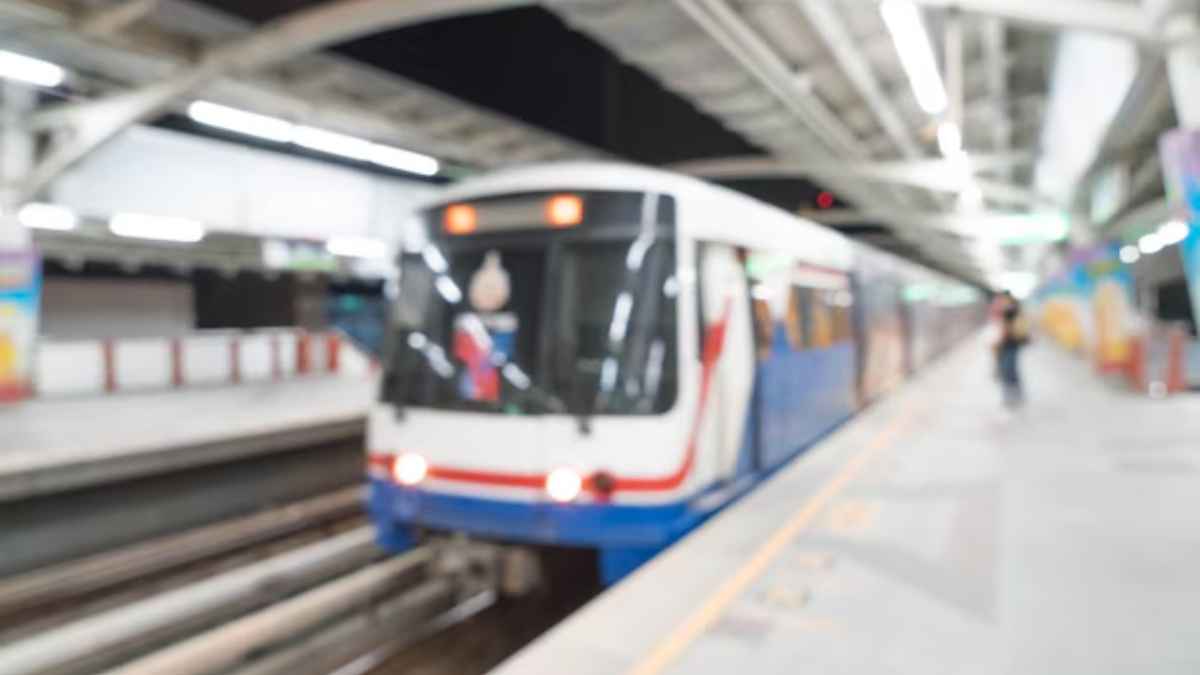 delhi metro timing